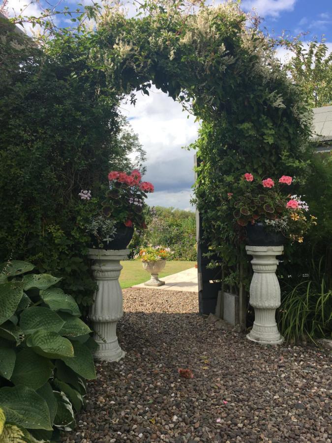 Balmungo Cottage B&B เซนต์แอนดรูว์ ภายนอก รูปภาพ