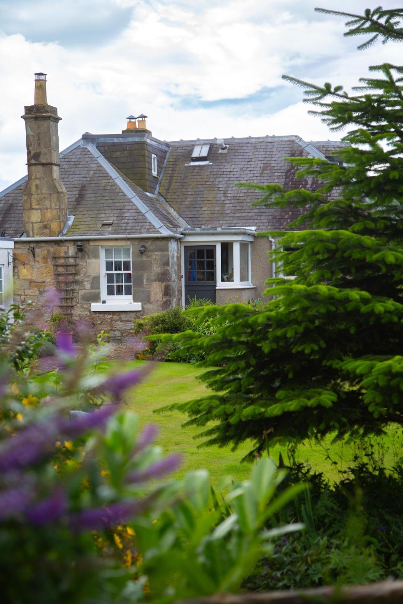 Balmungo Cottage B&B เซนต์แอนดรูว์ ภายนอก รูปภาพ